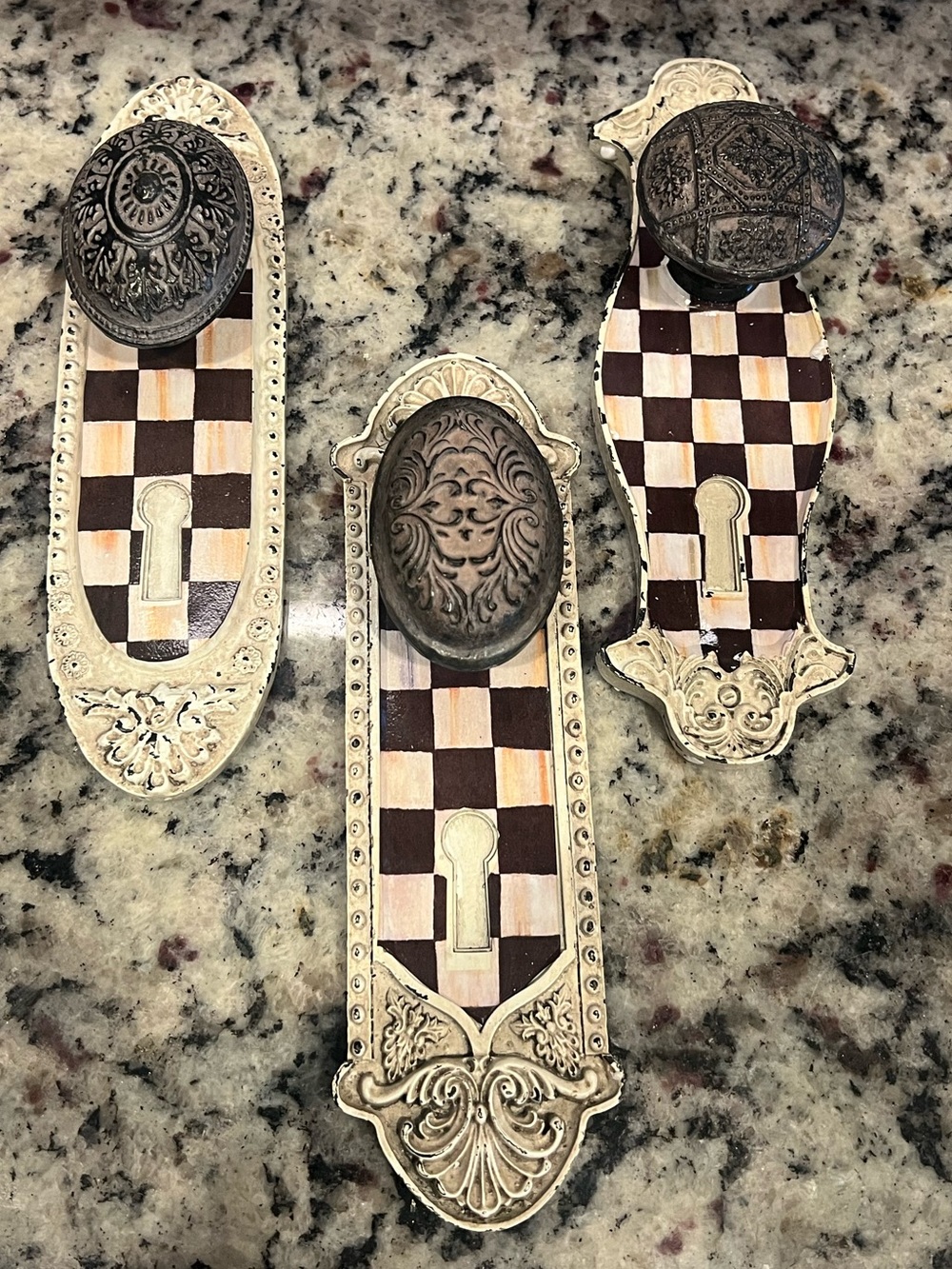 Mackenzie-Childs Courtly Check Door Knob Hooks. Set of 3. New in Box.